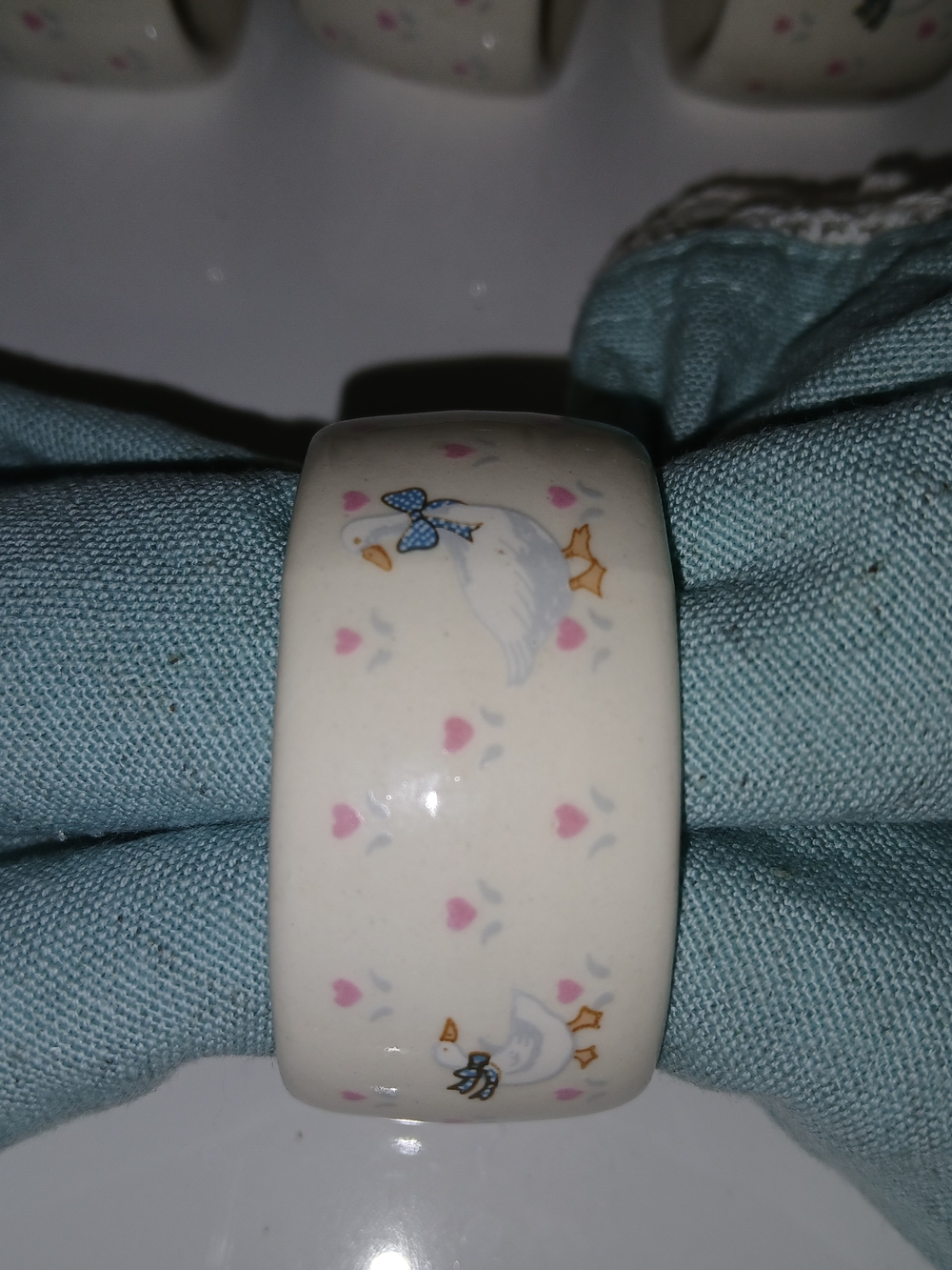 Ceramic Napkin Ring with Duck and Hearts Motif